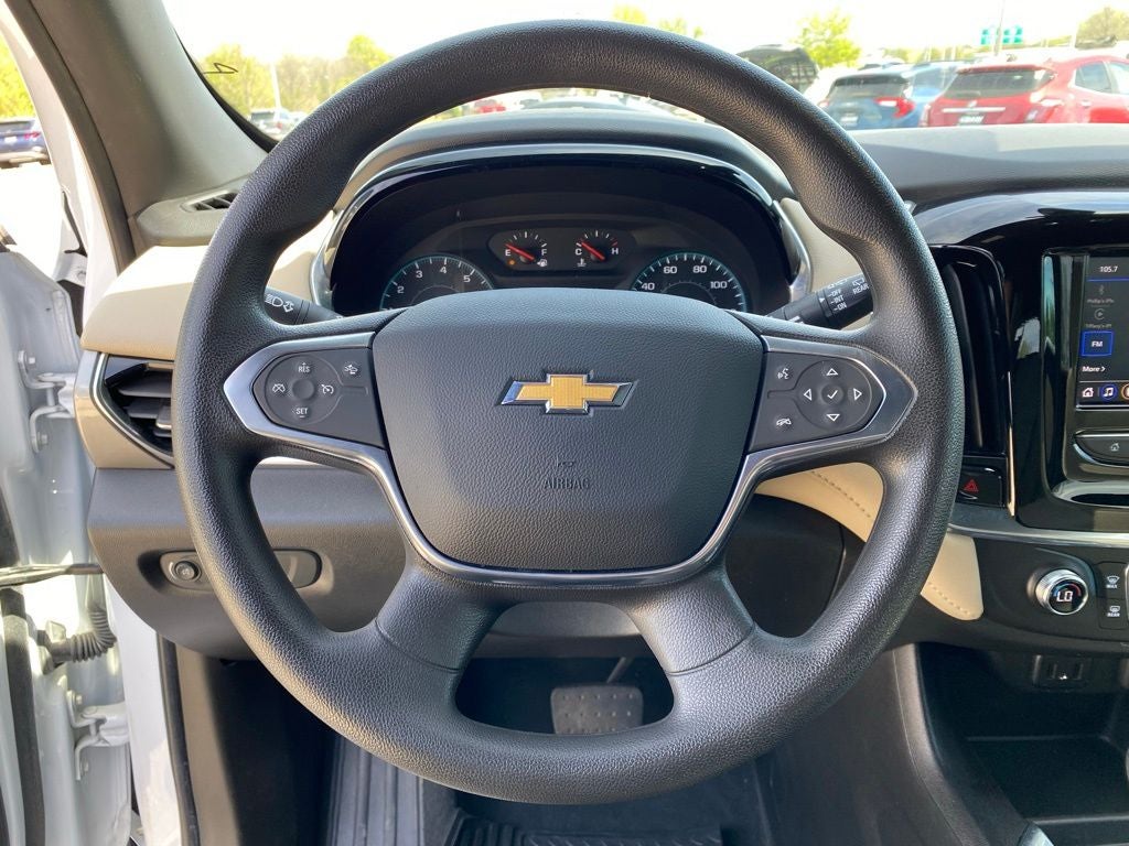 2023 Chevrolet Traverse LS