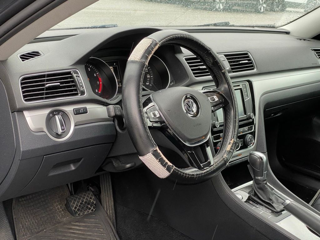 2019 Volkswagen Passat 2.0T Wolfsburg