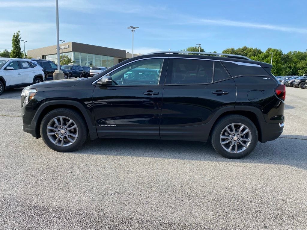 2024 GMC Terrain SLT