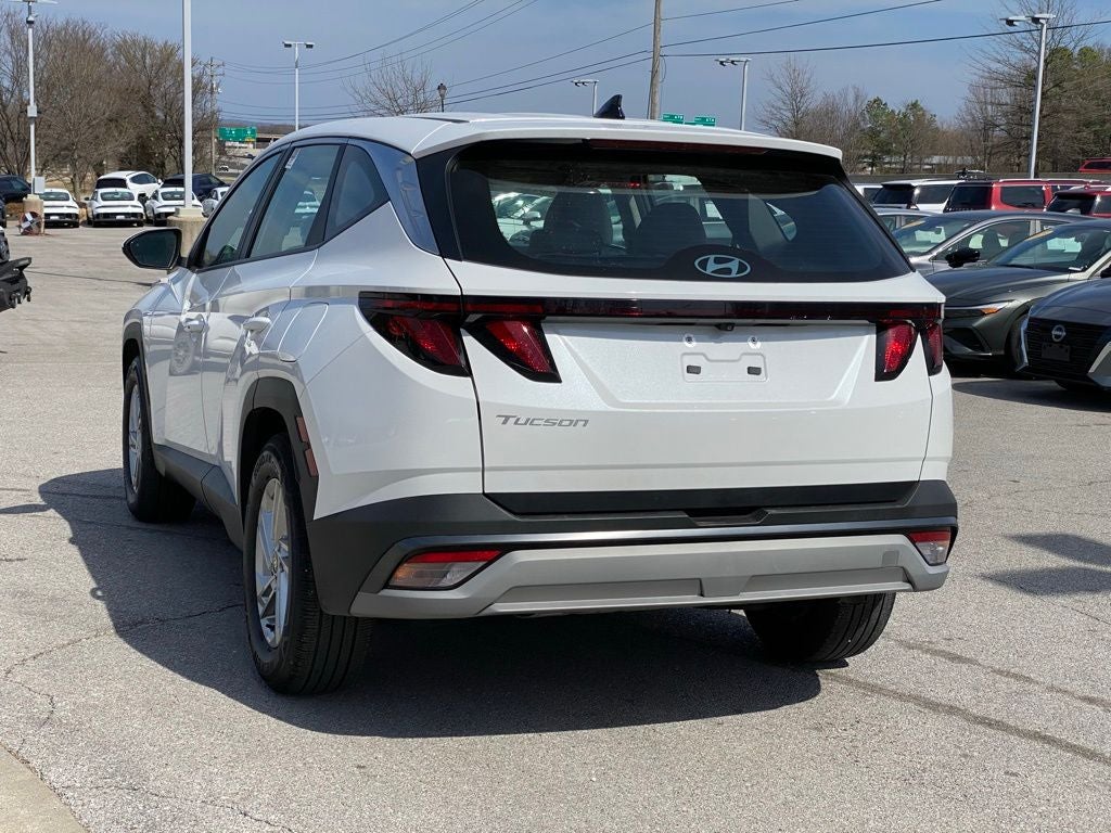 2025 Hyundai Tucson SE