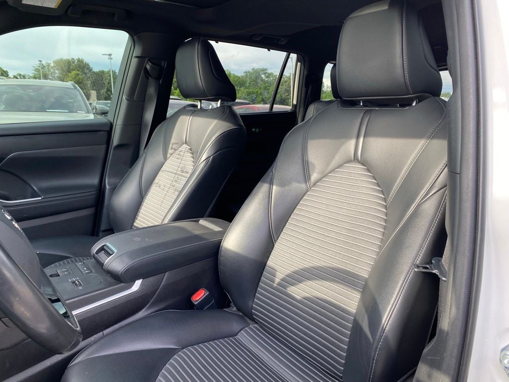 2021 Toyota Highlander XSE
