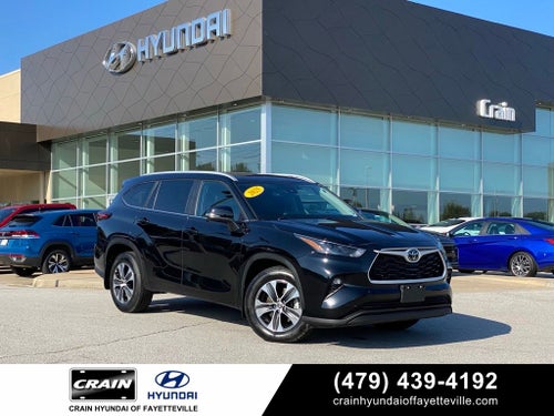 2025 Toyota Highlander XLE