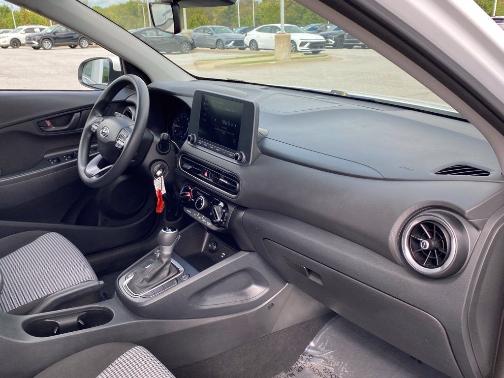 2023 Hyundai Kona SE