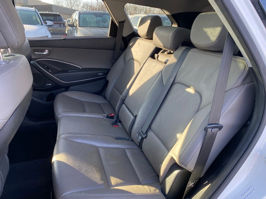 2016 Hyundai Santa Fe SE