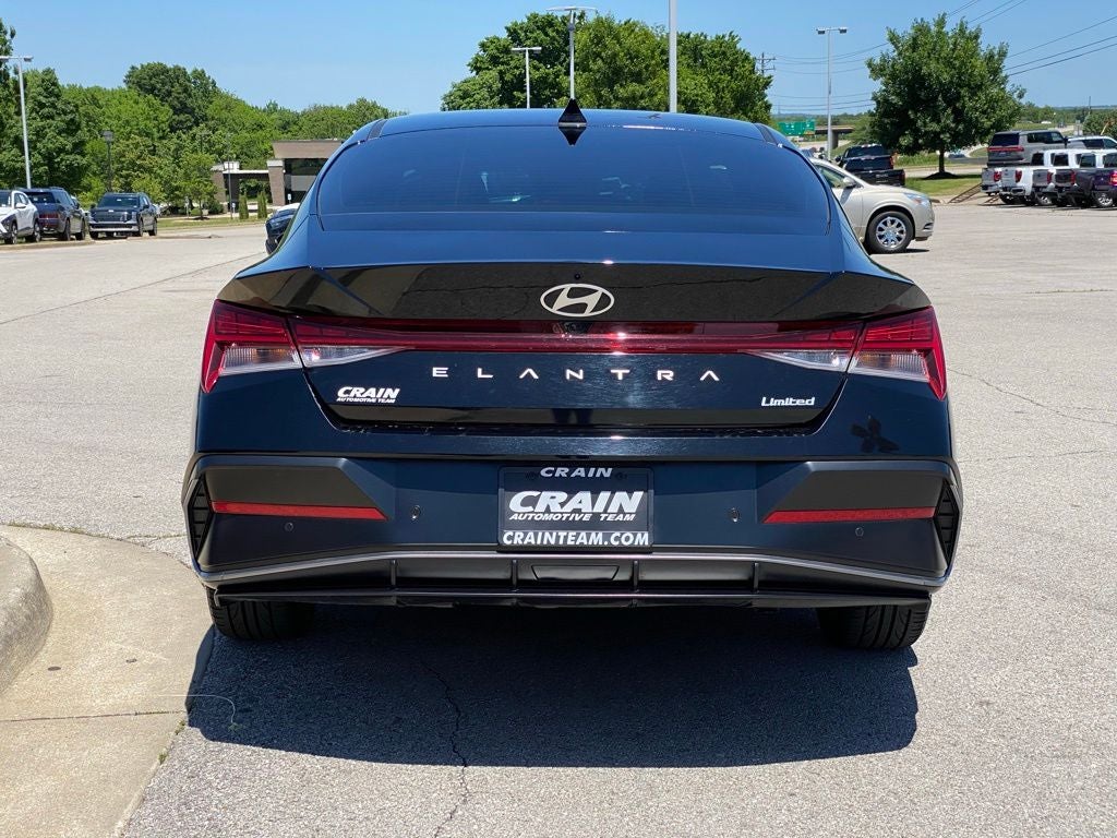 2024 Hyundai Elantra Limited
