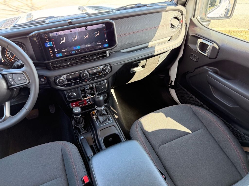 2025 Jeep Wrangler Rubicon ONE OWNER CARFAX