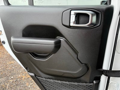 2025 Jeep Gladiator Sport S 4WD LOW MILES!!