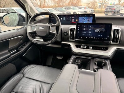 2025 Ford Expedition Platinum 4WD