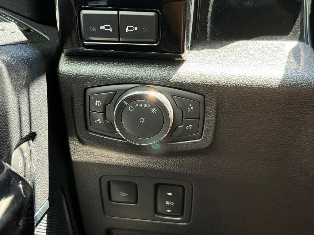 2021 Ford F-250SD Lariat BLACK WIDOW