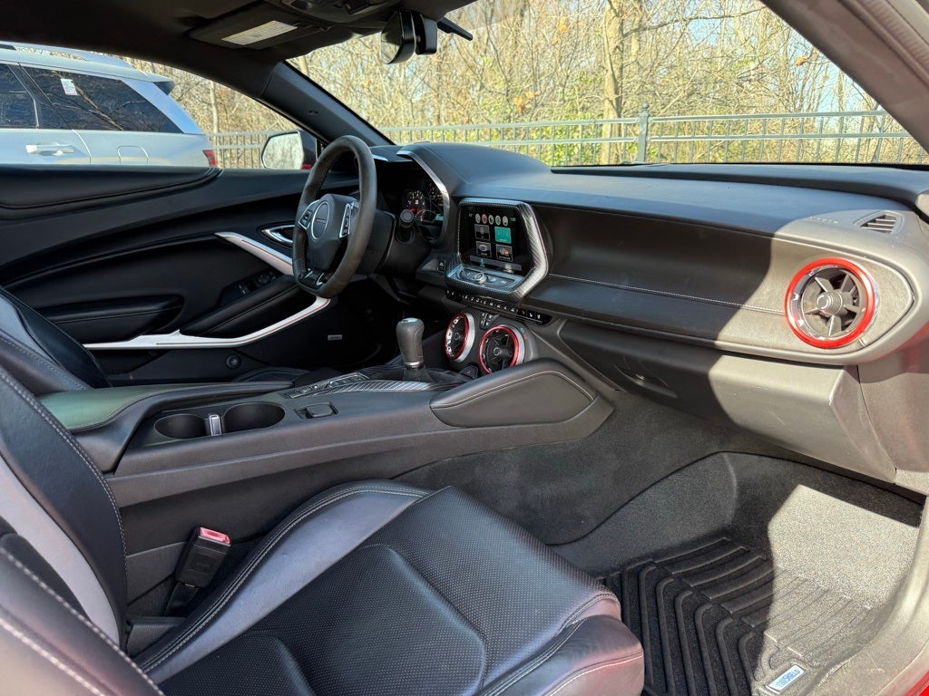2017 Chevrolet Camaro 2LT CLEAN CARFAX