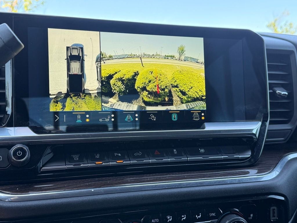 2025 Chevrolet Silverado 3500HD LT Lifted Big Wheels & Tires