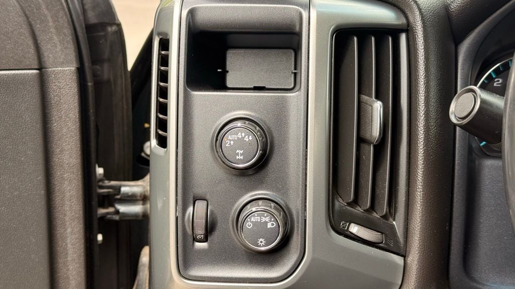 2018 Chevrolet Silverado 1500 LT LT1