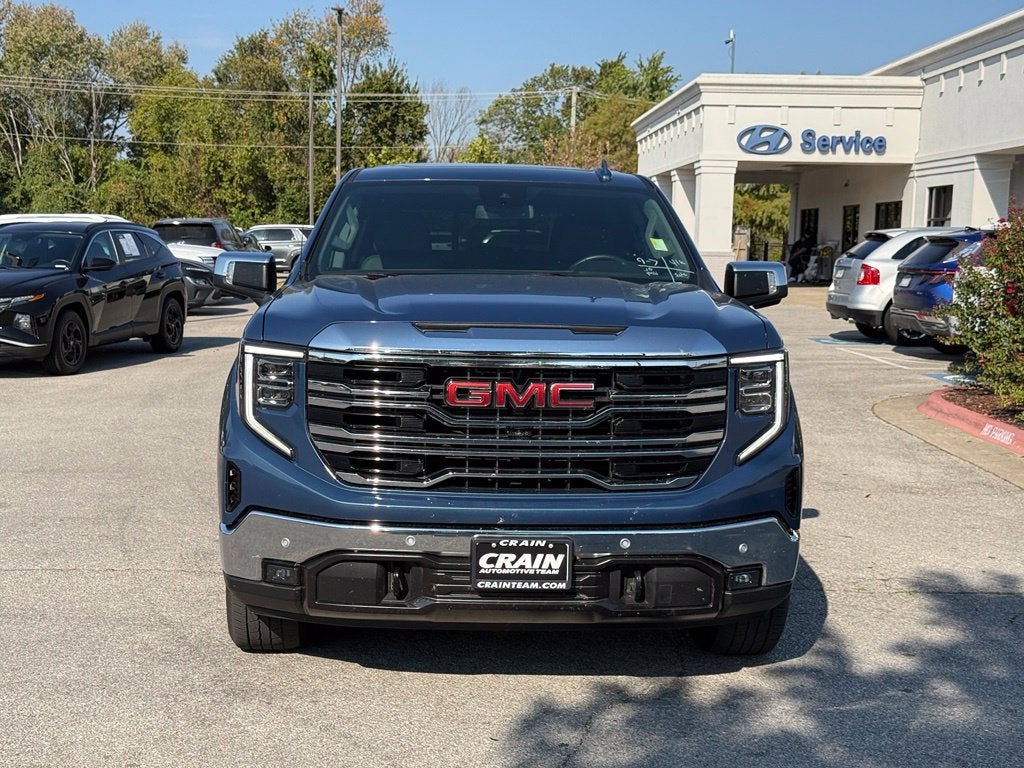 2024 GMC Sierra 1500 SLT - 4WD / CAMPER SHELL / ONE OWNER