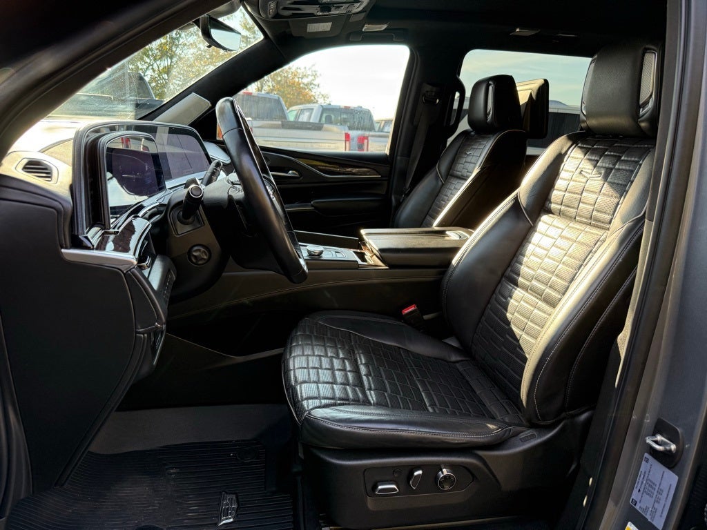 2021 Cadillac Escalade ESV Sport Platinum PANO MOONROOF / 4x4 / CLEAN CARFAX