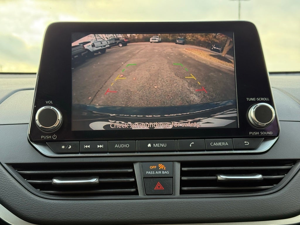 2021 Nissan Altima 2.5 SV 1 Owner / CARPLAY