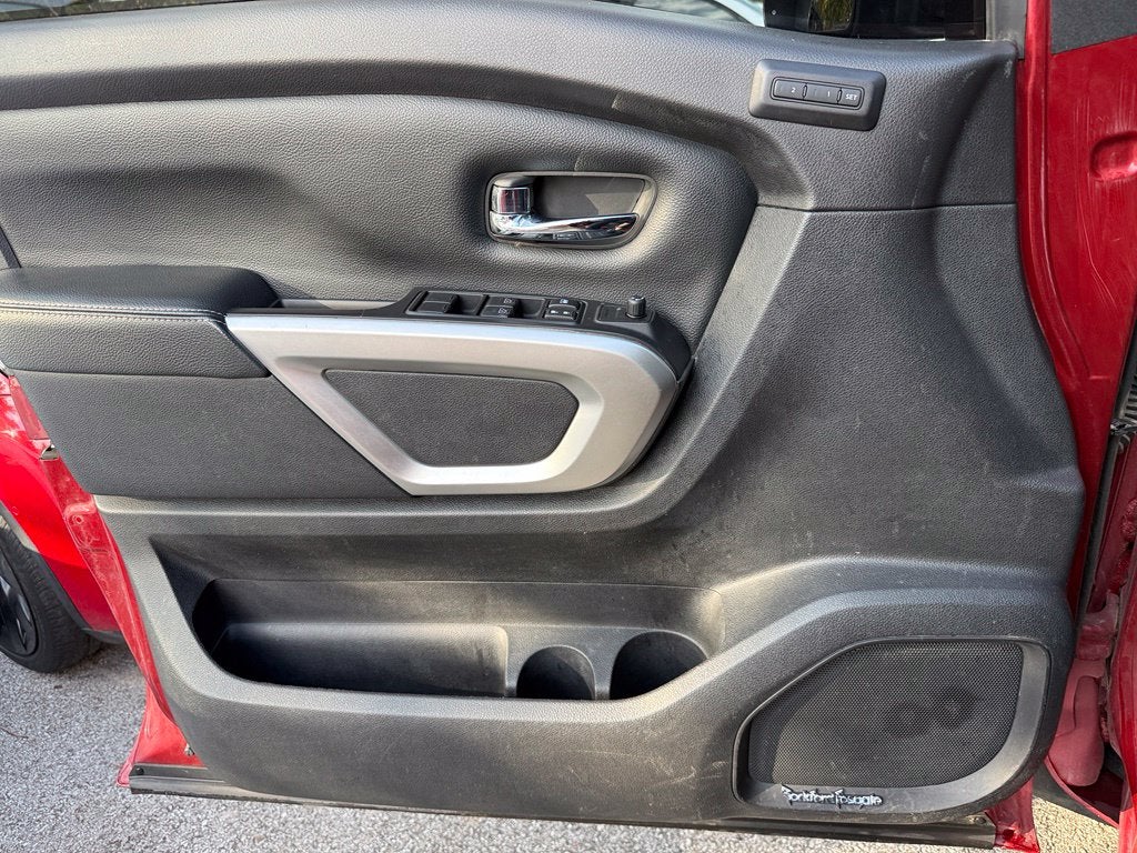2017 Nissan Titan PRO-4X