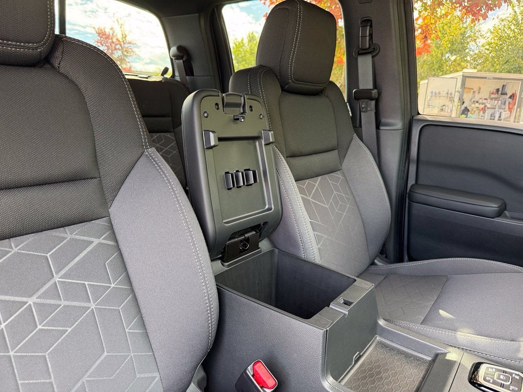 2026 Nissan Frontier SV - 4WD / CLEAN CARFAX / ONE OWNER