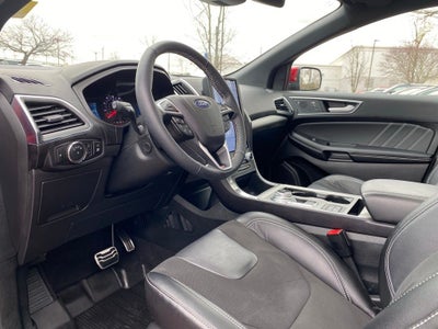 2024 Ford Edge ST