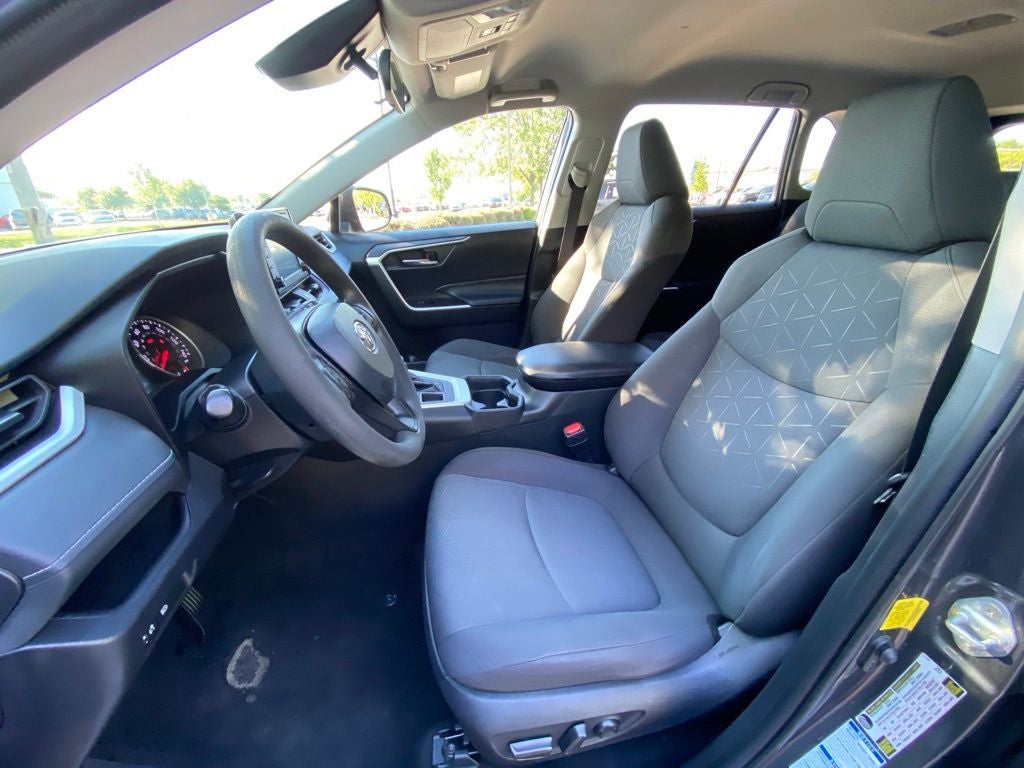 2021 Toyota RAV4 XLE APPLE CAR PLAY