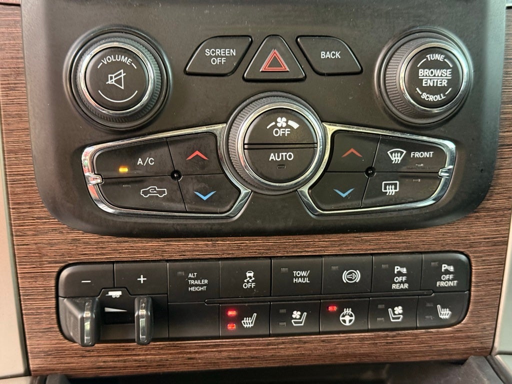 2018 RAM 3500 Laramie BIG LIFT ENERGY