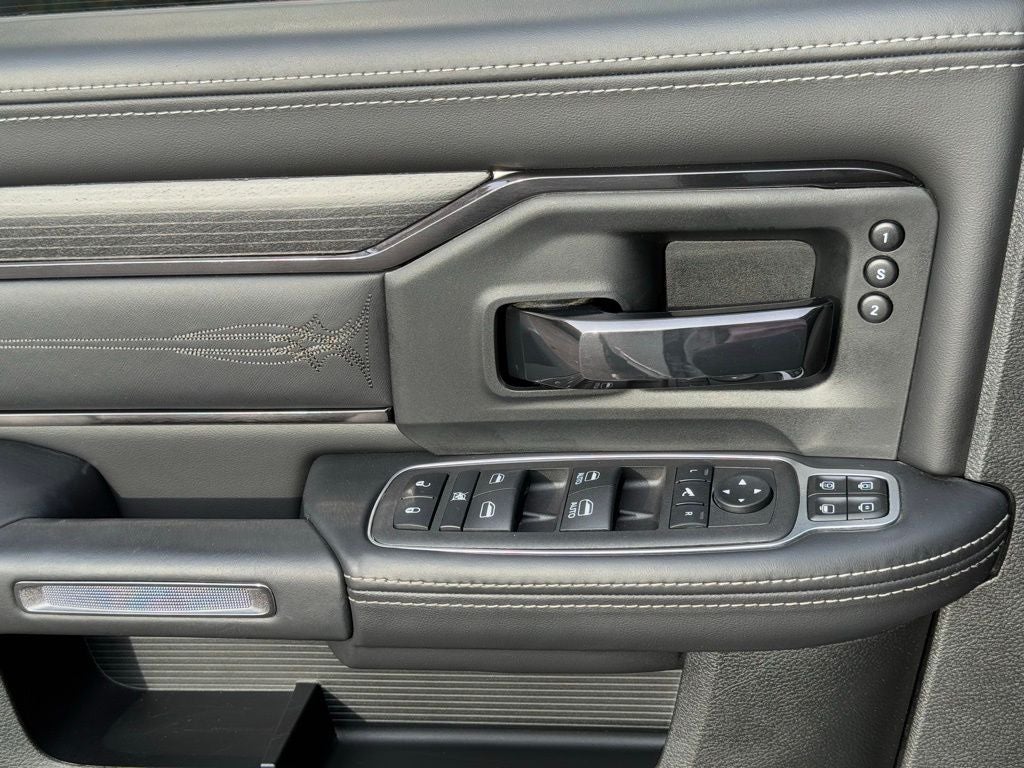 2024 RAM 2500 Limited CLEAN CAR FAX / 1 OWNER