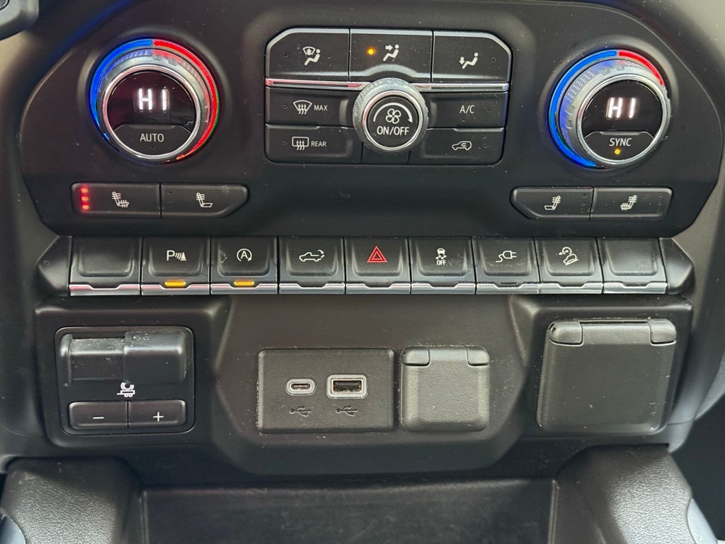 2021 Chevrolet Silverado 1500 RST HEAD TURNER