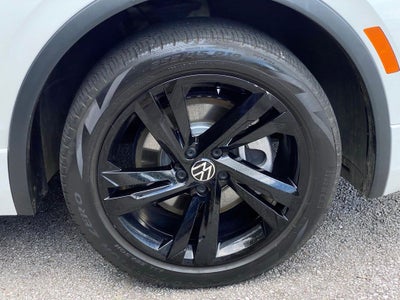 2024 Volkswagen Tiguan 2.0T SE R-Line Black