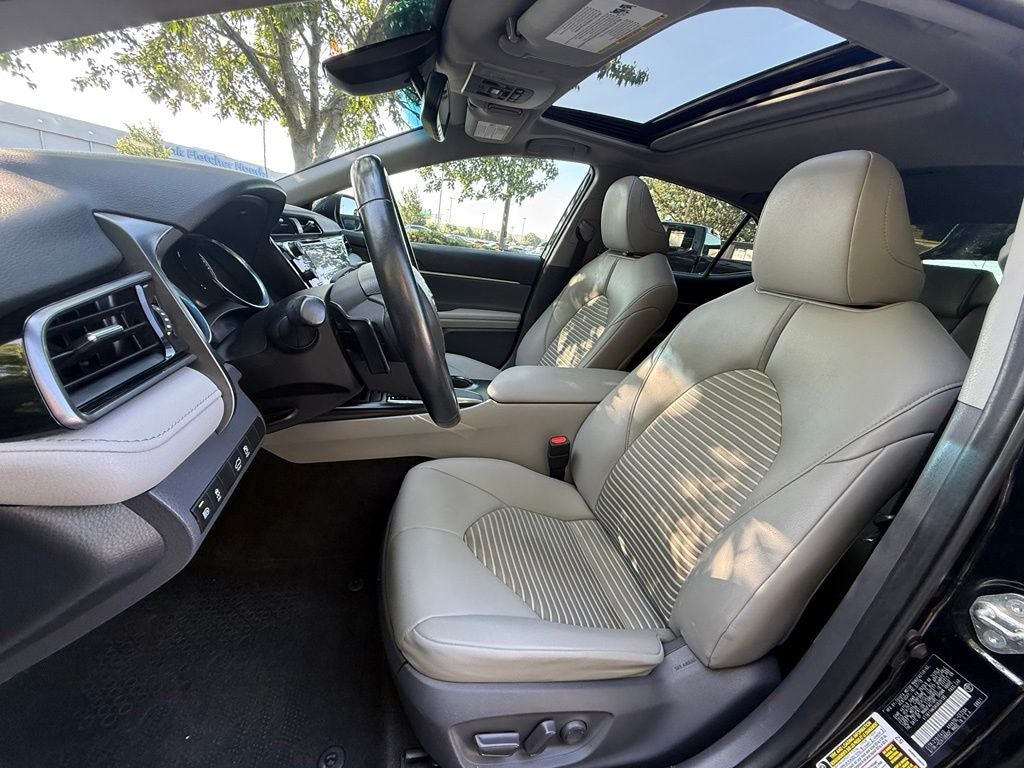 2019 Toyota Camry SE