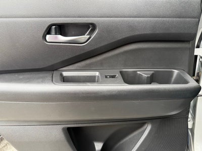 2022 Nissan Pathfinder SV 3 ROW SUV