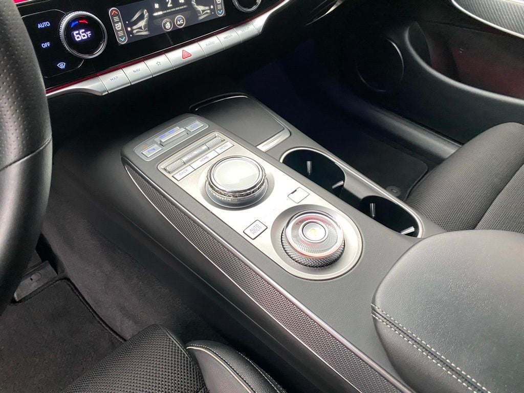 2025 Genesis GV70 2.5T