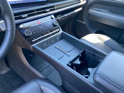 2024 Hyundai Santa Fe Limited LOW MILES