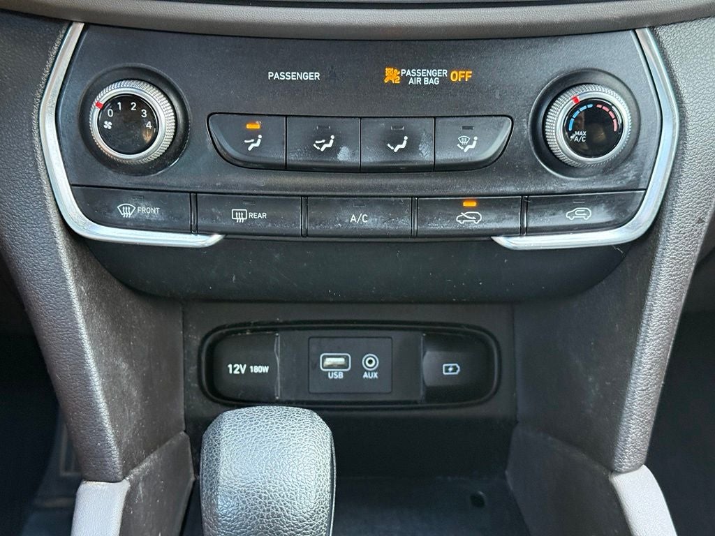 2019 Hyundai Santa Fe SE