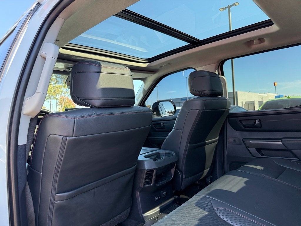 2023 Toyota Tundra Hybrid TRD Pro - 4WD / PANORAMIC SUNROOF