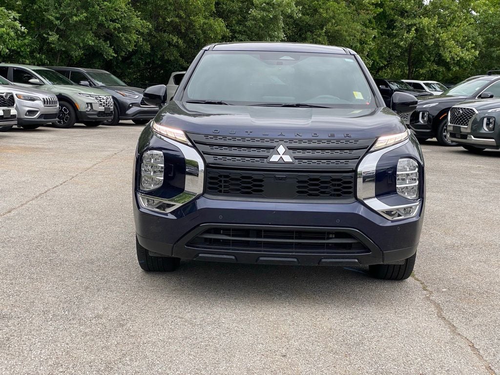 2022 Mitsubishi Outlander SE