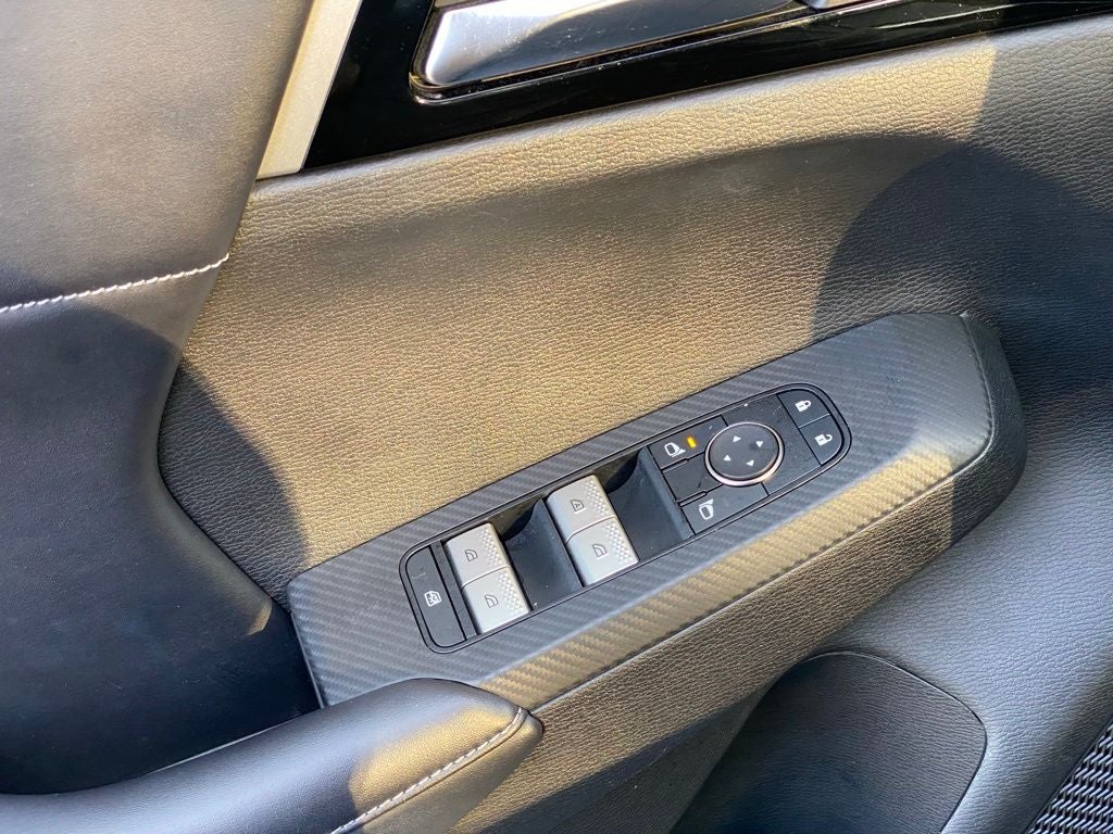 2022 Mitsubishi Outlander SE LOW MILES