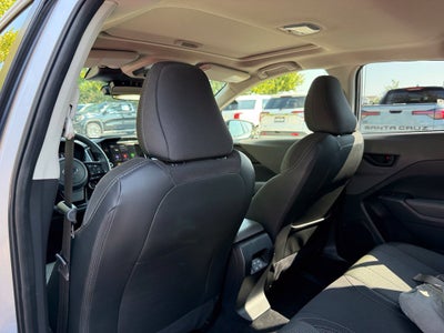 2024 Subaru Crosstrek Premium - AWD / SUNROOF / CLEAN CARFAX