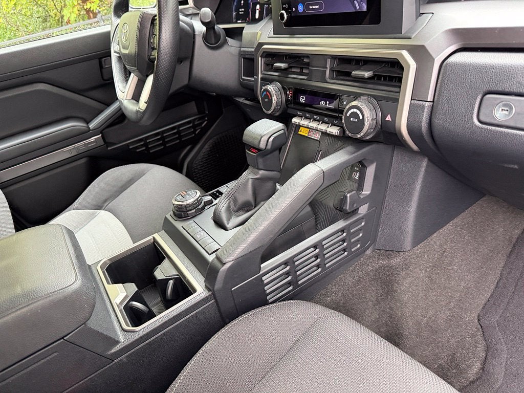 2025 Toyota 4Runner TRD Off-Road - 4WD / CLEAN CARFAX / ONE OWNER