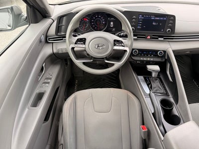 2023 Hyundai Elantra SEL Fluid Metal
