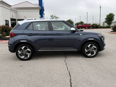 2023 Hyundai Venue Limited ONE OWNER CLEAN CARFAX
