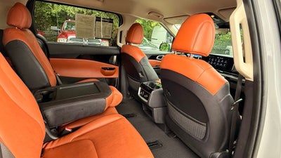 2024 Kia Carnival SX