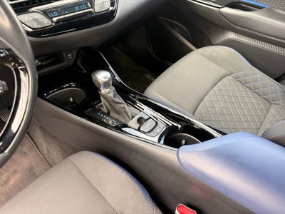 2021 Toyota C-HR XLE
