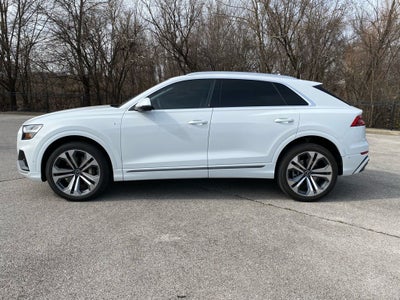 2022 Audi Q8 55 Premium Plus quattro