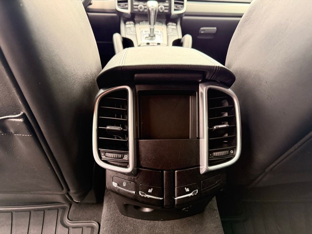 2014 Porsche Cayenne GTS CLEAN CAR FAX