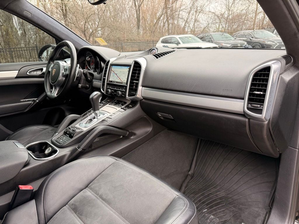 2014 Porsche Cayenne GTS CLEAN CAR FAX