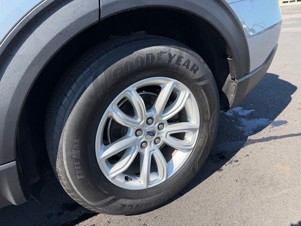 2020 Ford Explorer Base