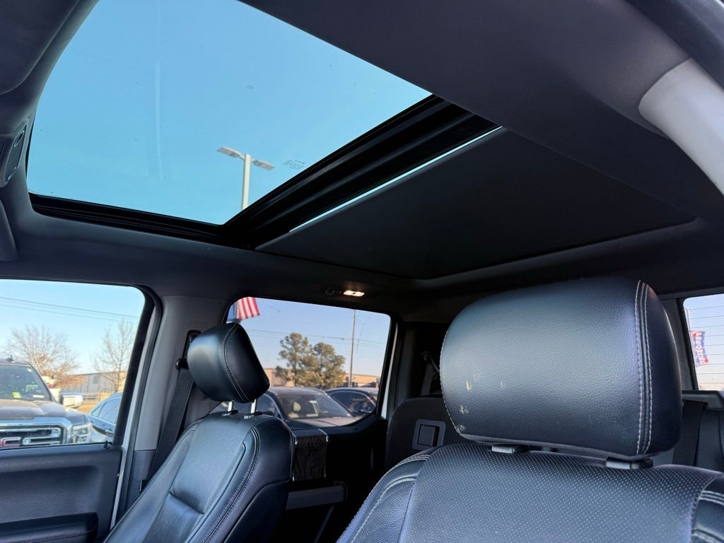 2018 Ford F-350SD Lariat Hard loaded!! DELETED