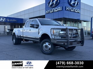 2018 Ford F-350SD Lariat Hard loaded!!