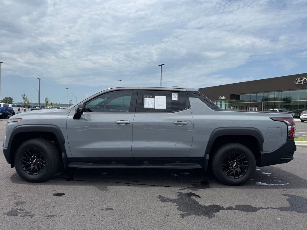 2025 Chevrolet Silverado EV LT
