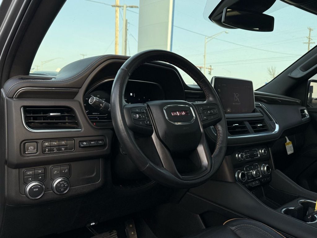 2023 GMC Yukon AT4 TECH PACK,PANO ROOF