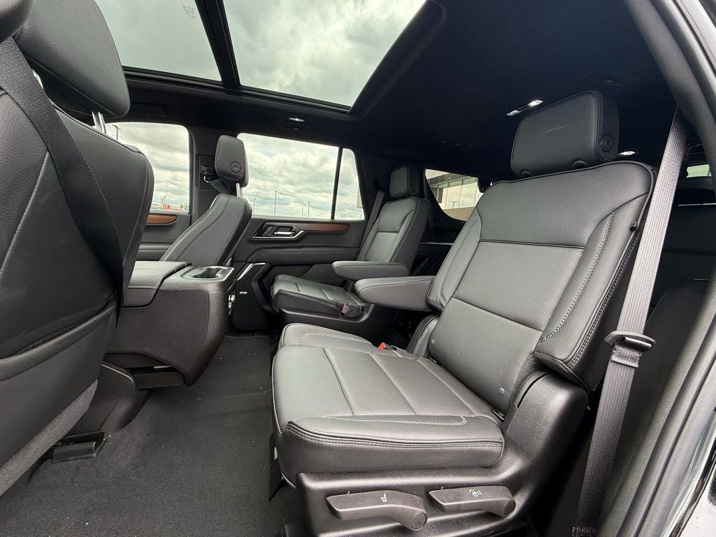 2026 GMC Yukon Denali SUNROOF,STEP PACKAGE